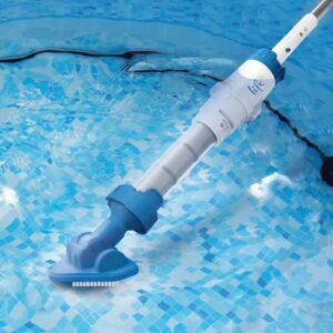 Life rechargeable underwater spa vacuum